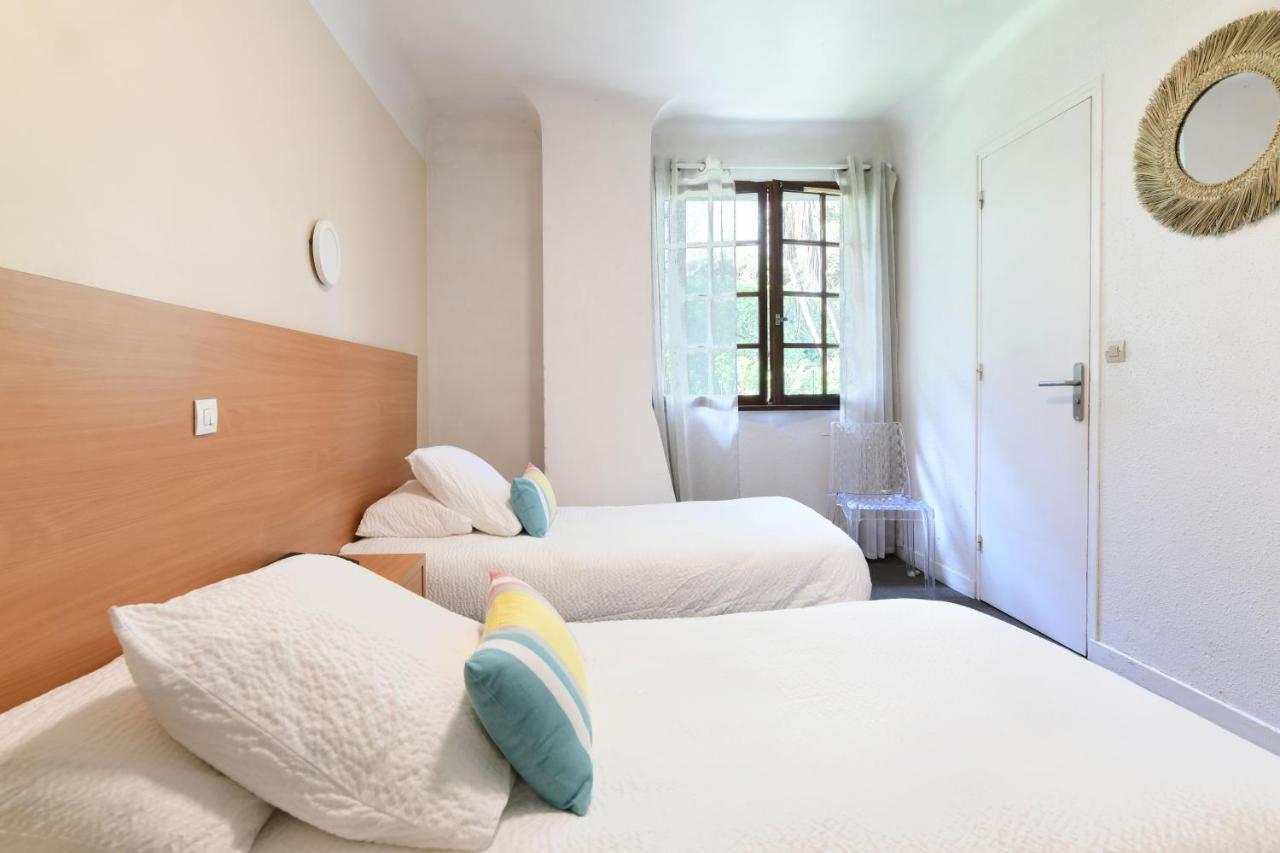 Hotel Val Flores Logis Биарриц Экстерьер фото